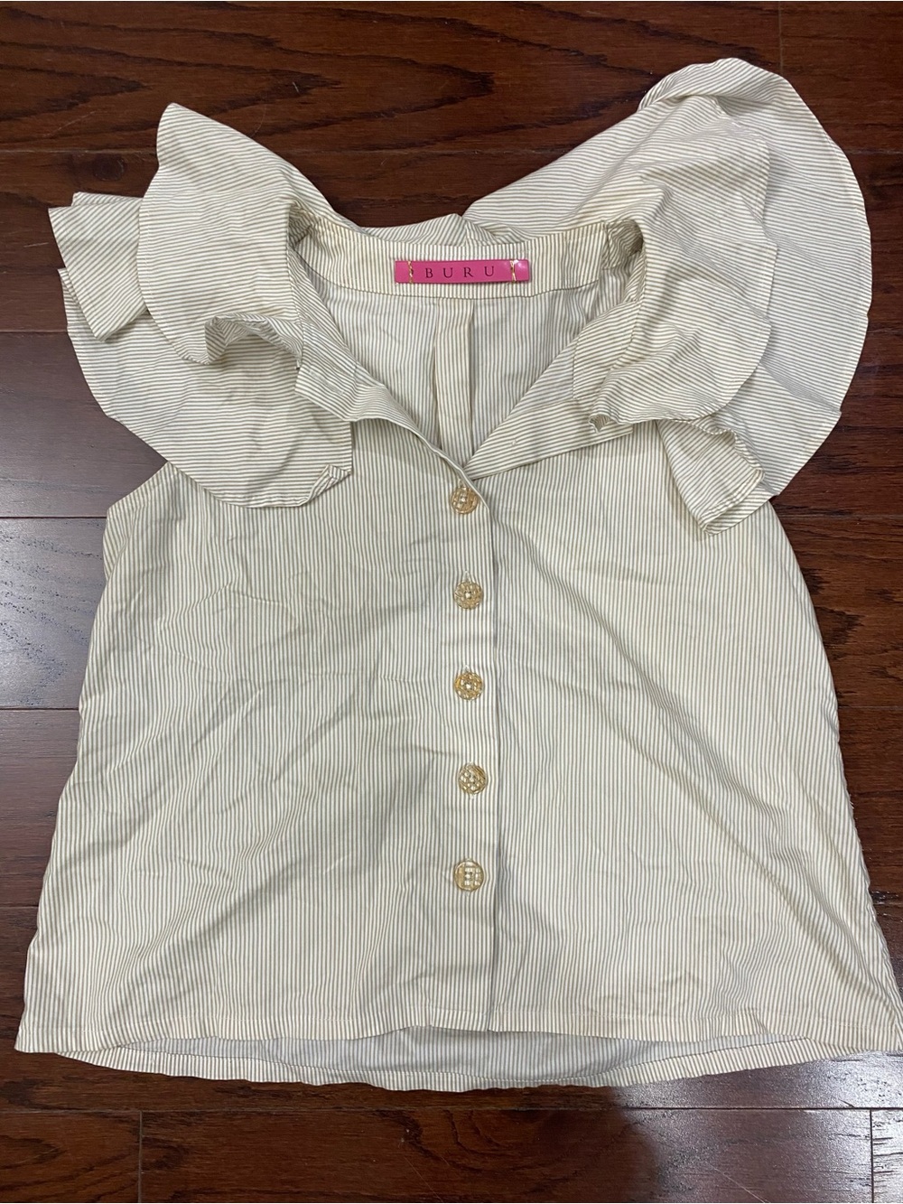 Buru ruffle top